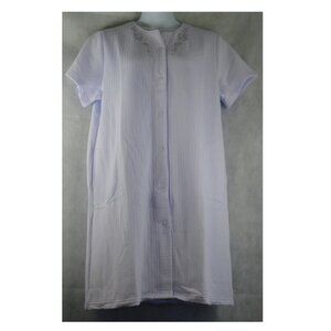 Miss Elaine Women's Embroidered Short-Sleeve Snap-Front Robe, Lavender, Medium